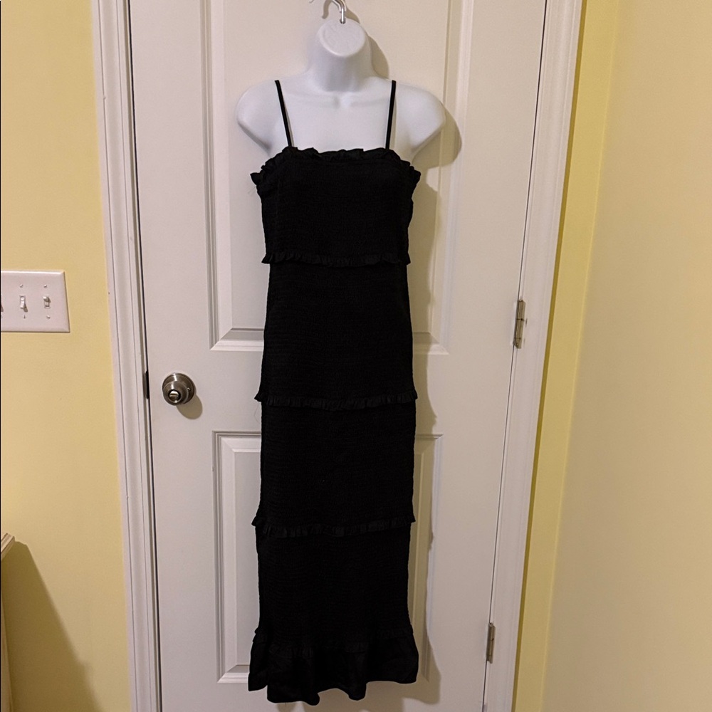 Chic Black Ruffled Maxi Dress
